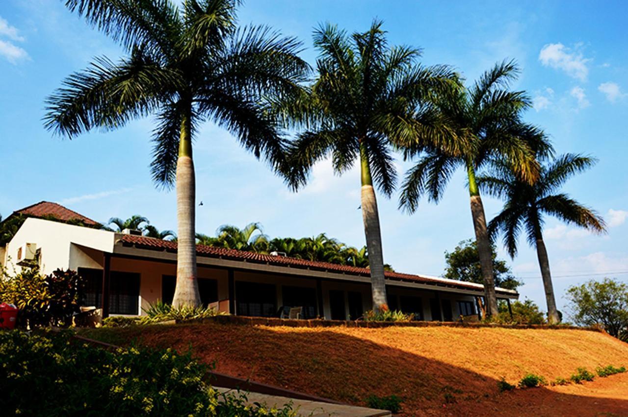 Cotton County Club And Resort Хубли Екстериор снимка